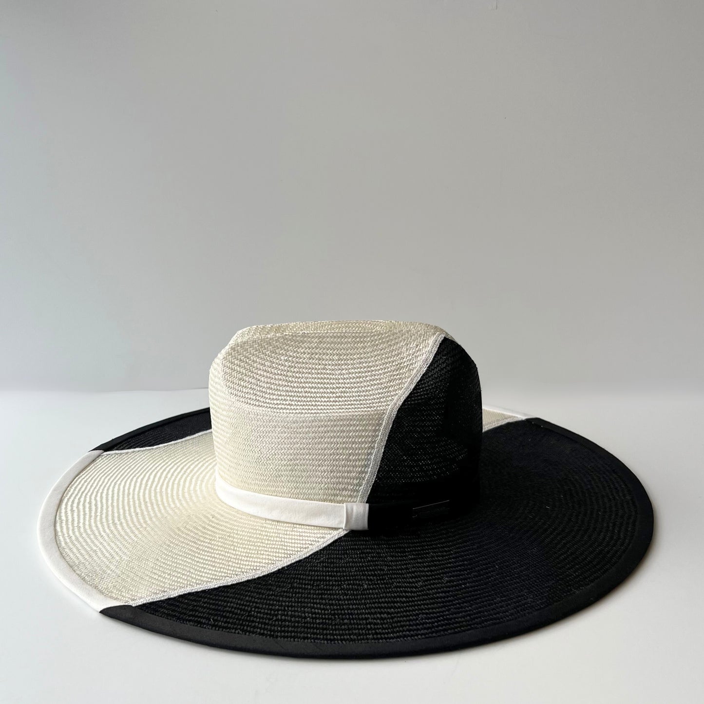 Clarke Duo Hat: Black and White