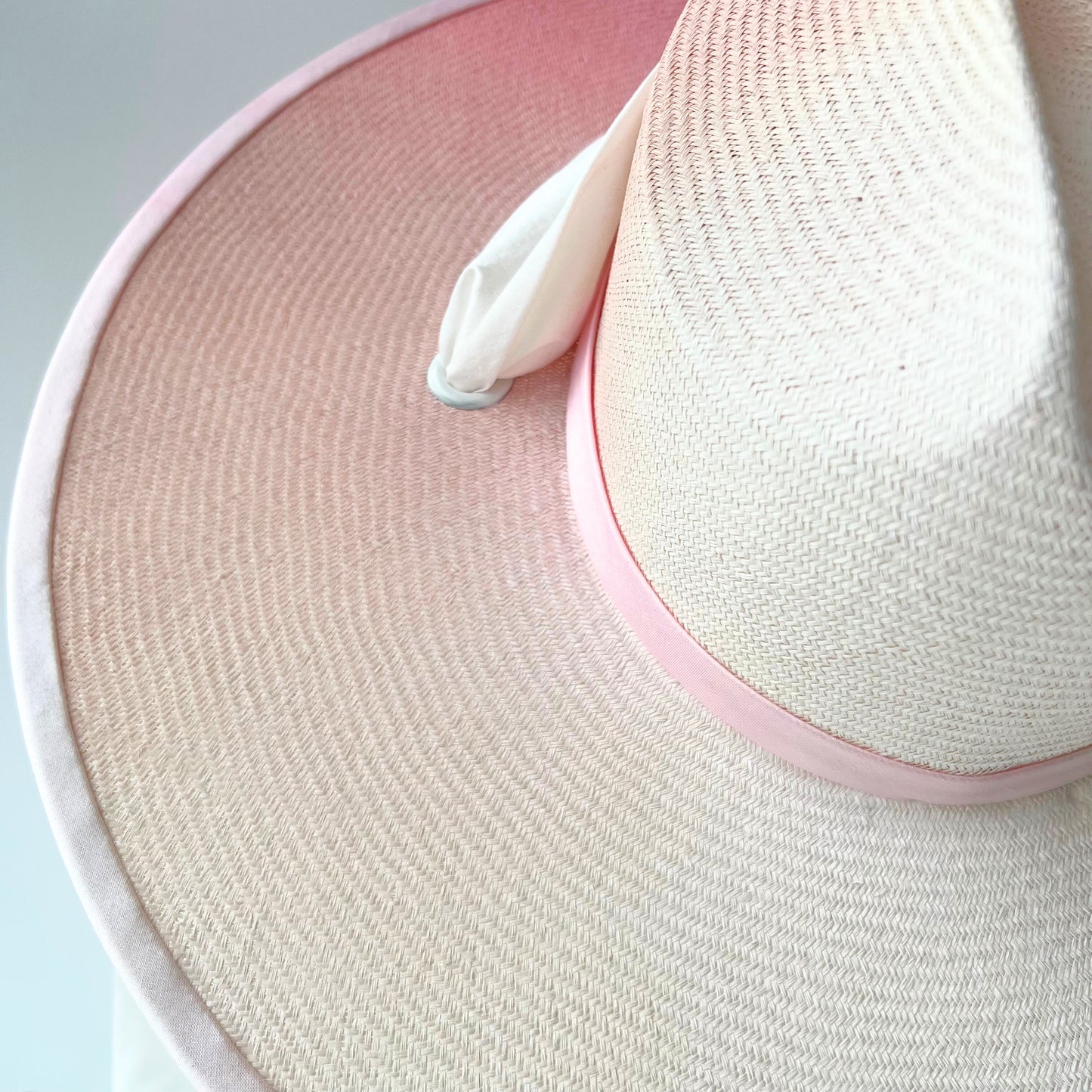 Baker Ombre: Musk