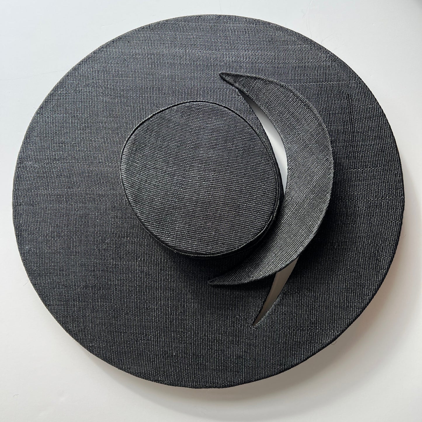 Sculpted Valerie: Black