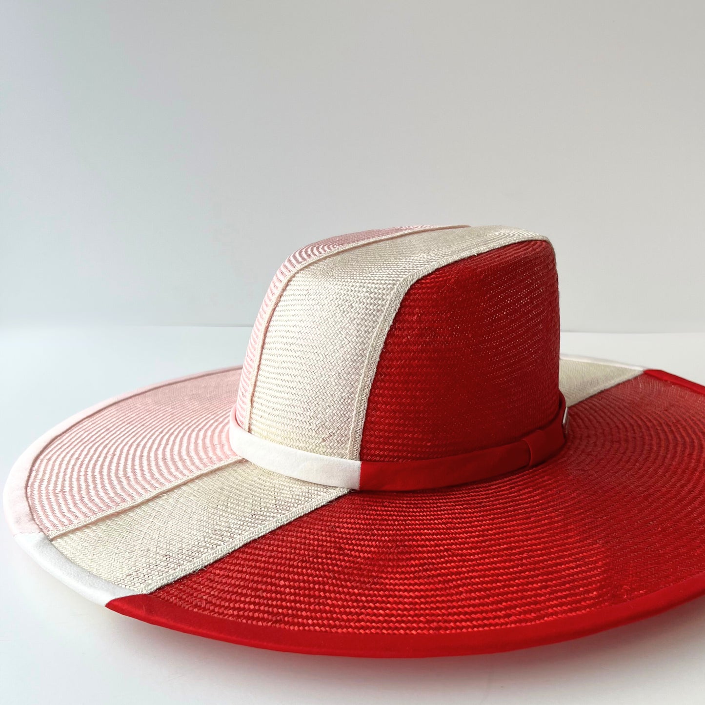 Williams Trio Hat: Red, pink and White