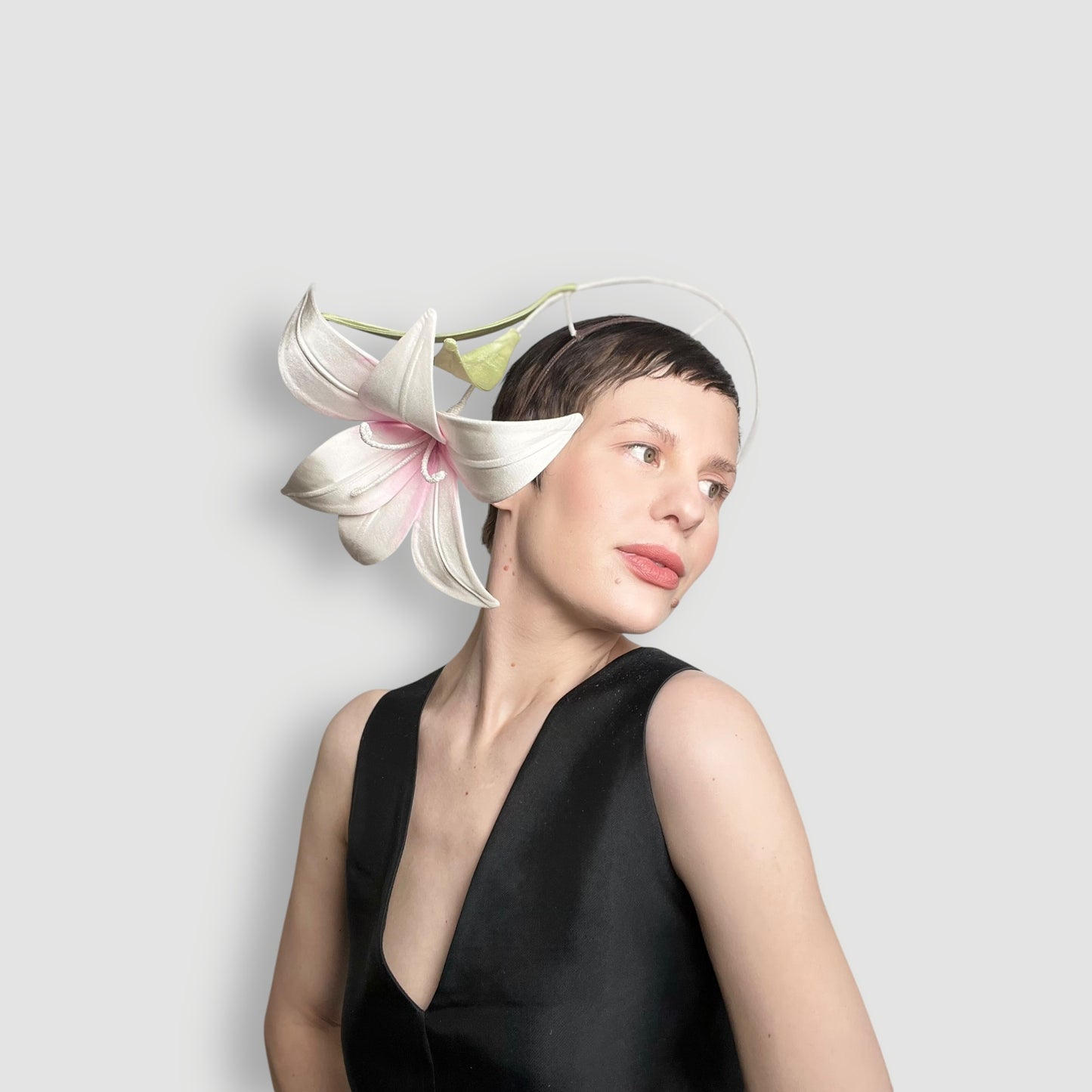 Wray Lily Headband- White