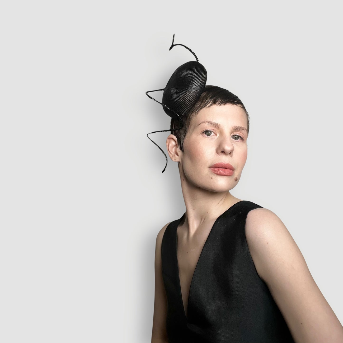 Astra Button- Black