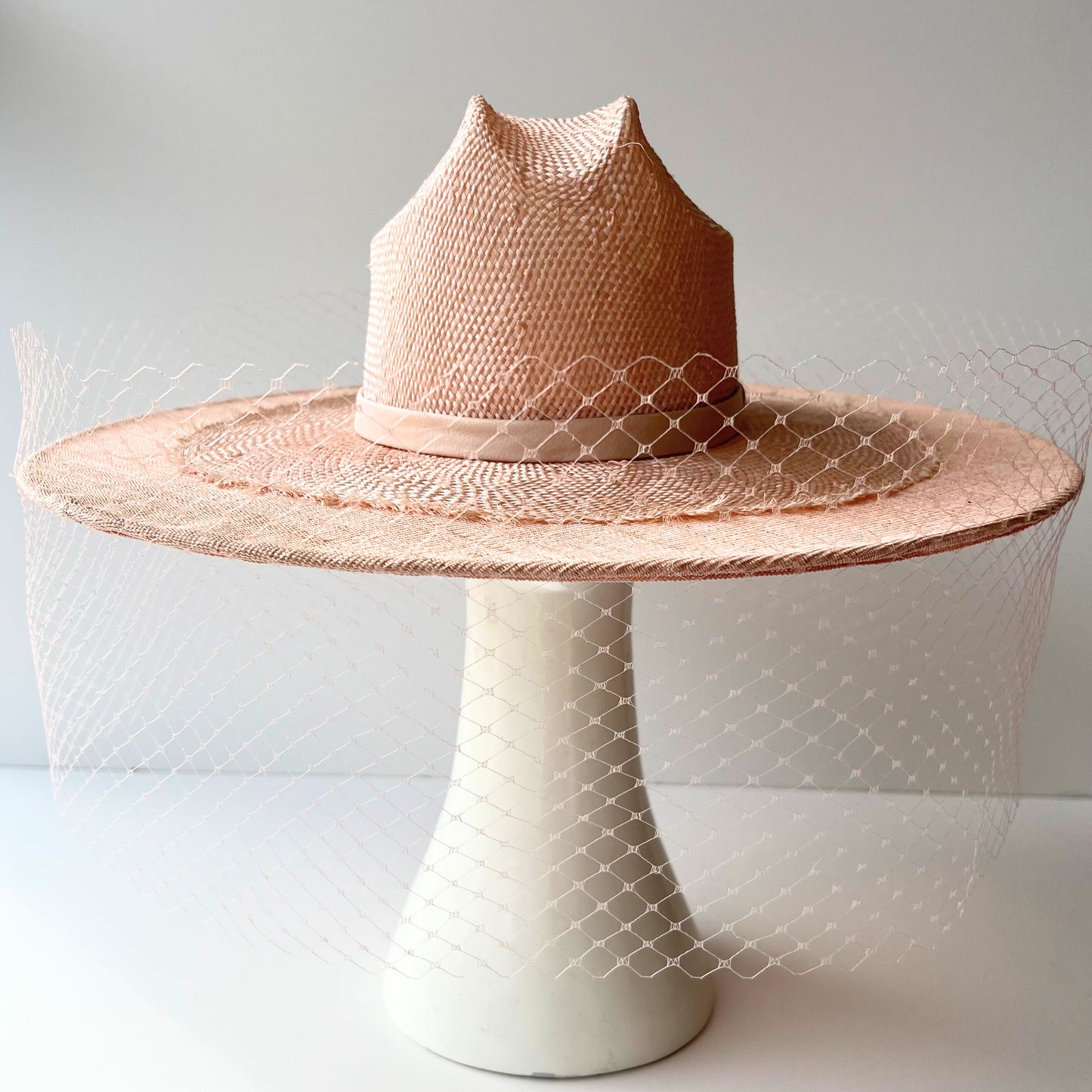 Sabine Hat: Blush