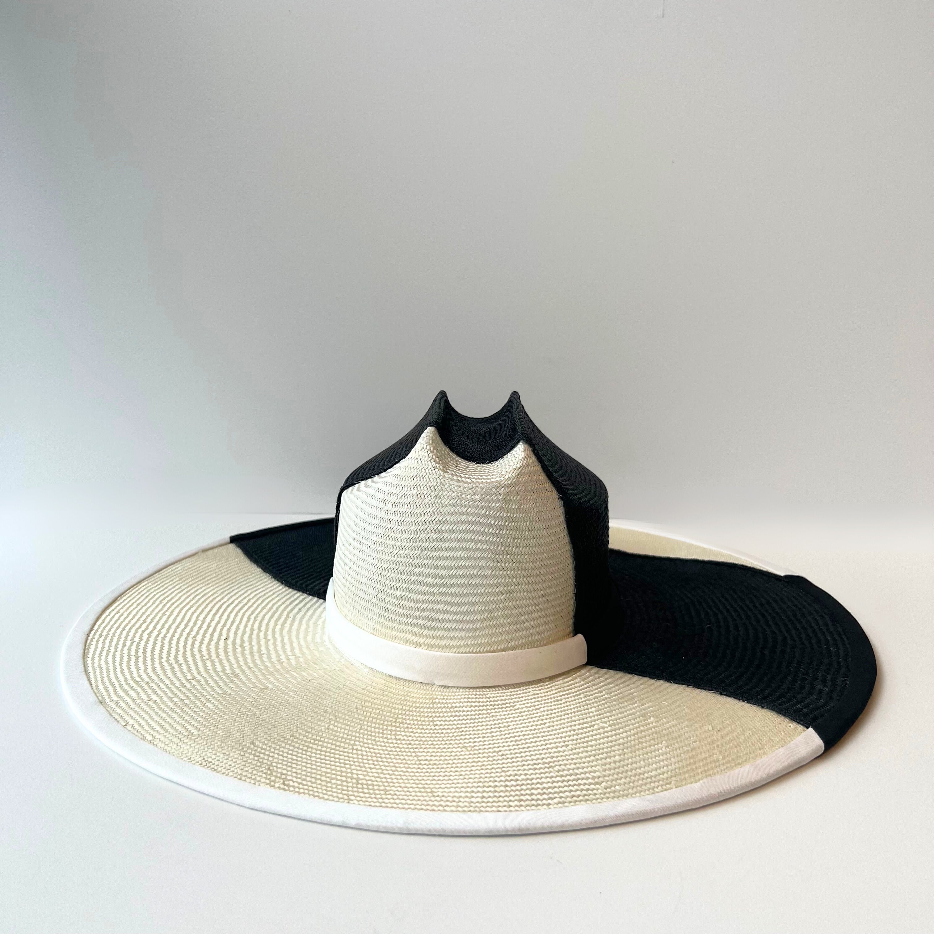 Clarke Duo Hat: Black and White