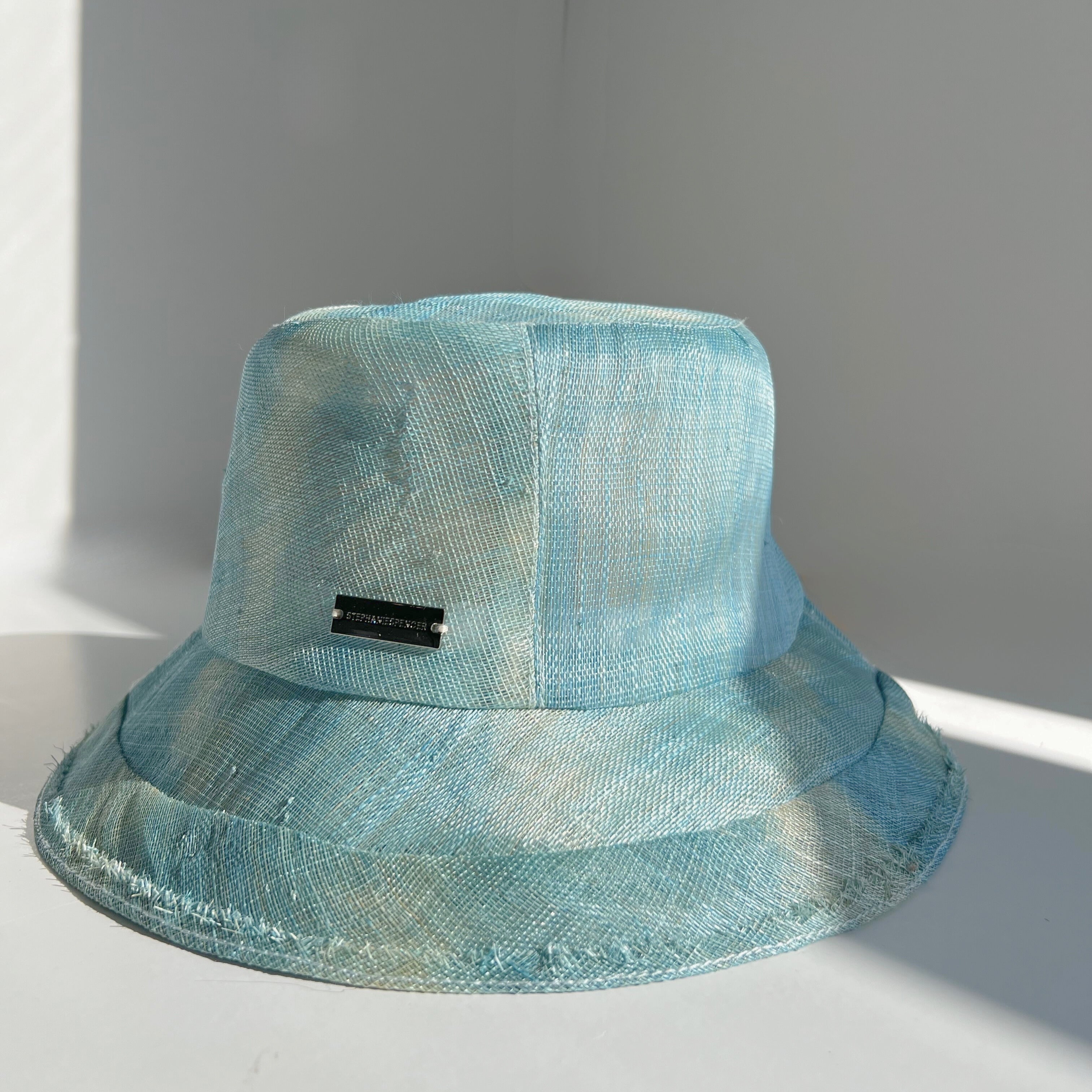 Cole Mini- Sky