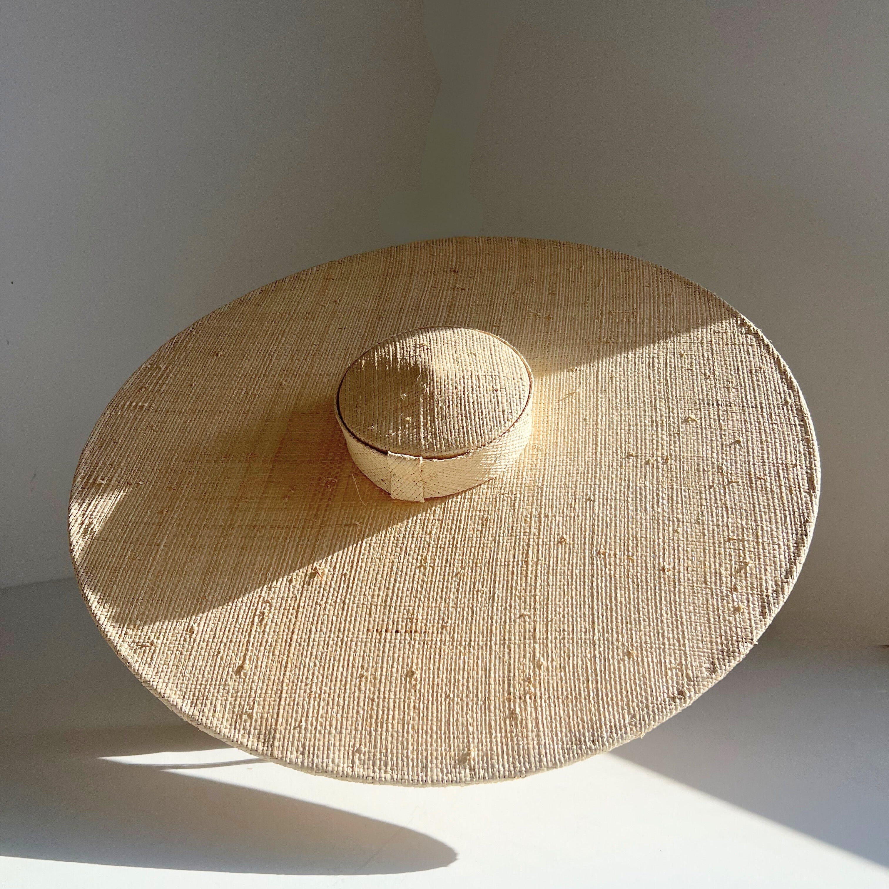 Soleil Boater: Natural Raffia