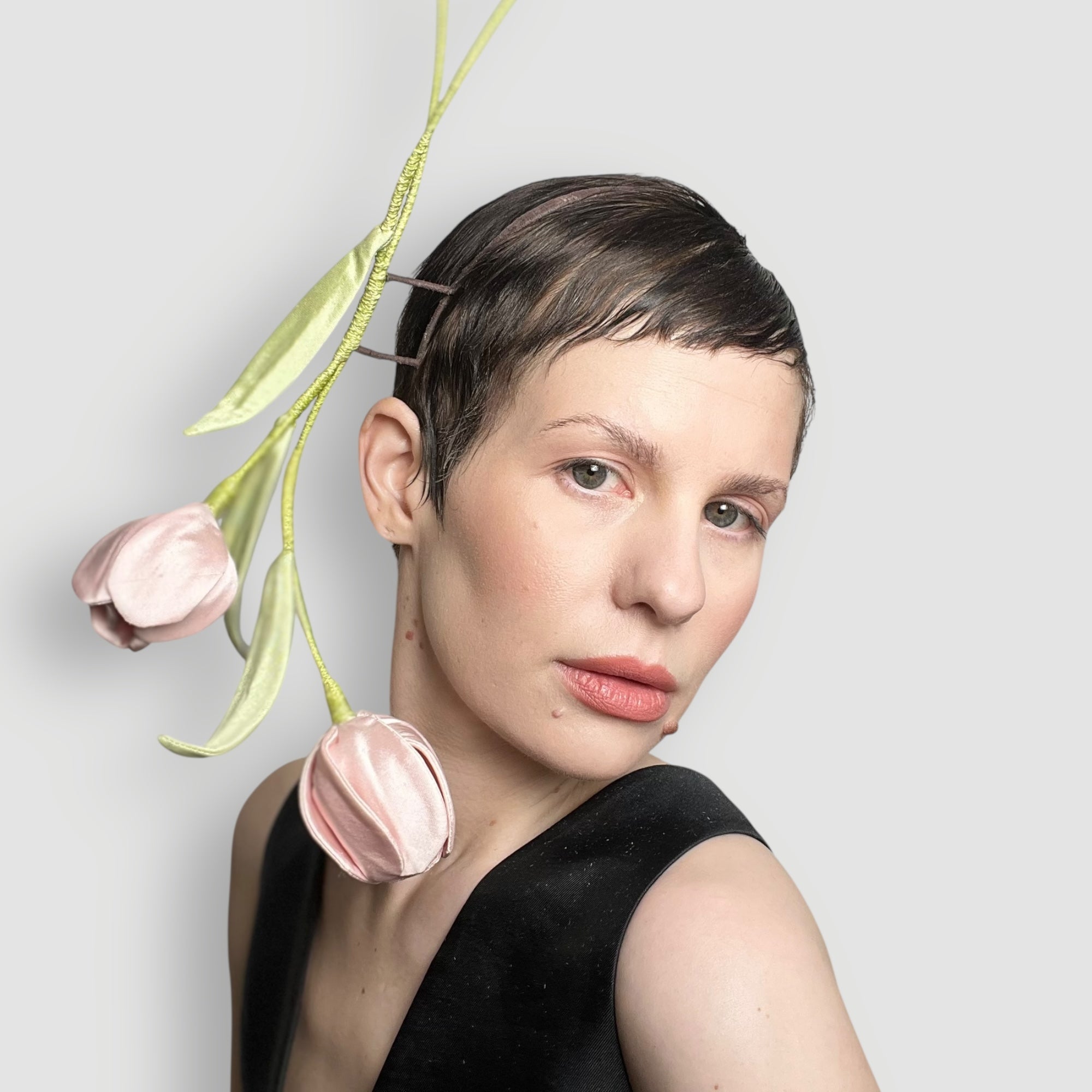 Yves Tulip Headband: Soft Pink